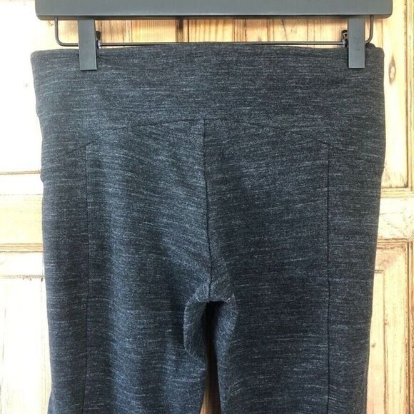 GETTINGBACKTOSQUAREONE Womens SIze Medium Gray Leggings Athletic Pants - Picture 6 of 9